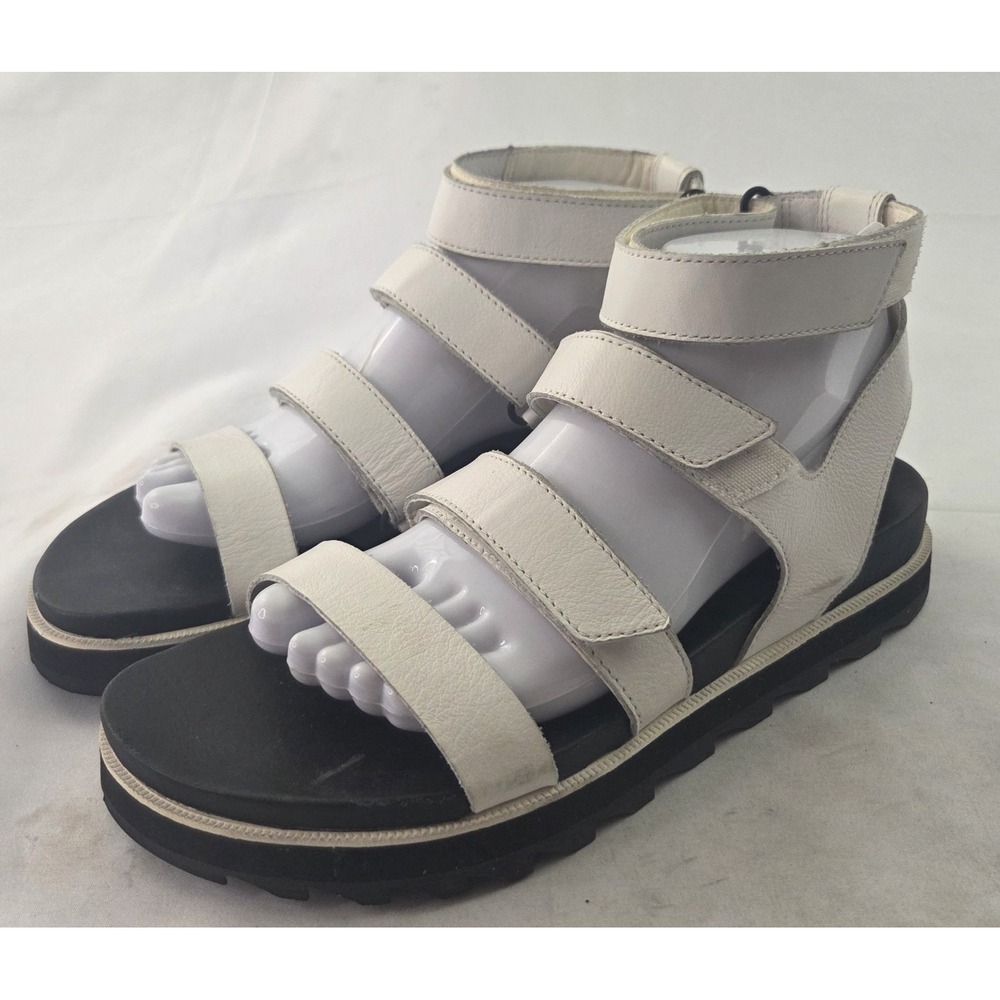 Sorel Strappy Sandals Womens 9 White Leather Gladiator Sport Y2K Gorpcore Shoes